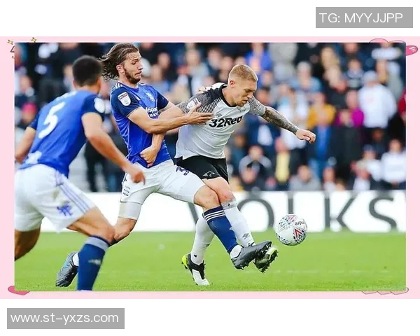 布莱克本与贝里激战正酣谁能在这场对决中笑到最后